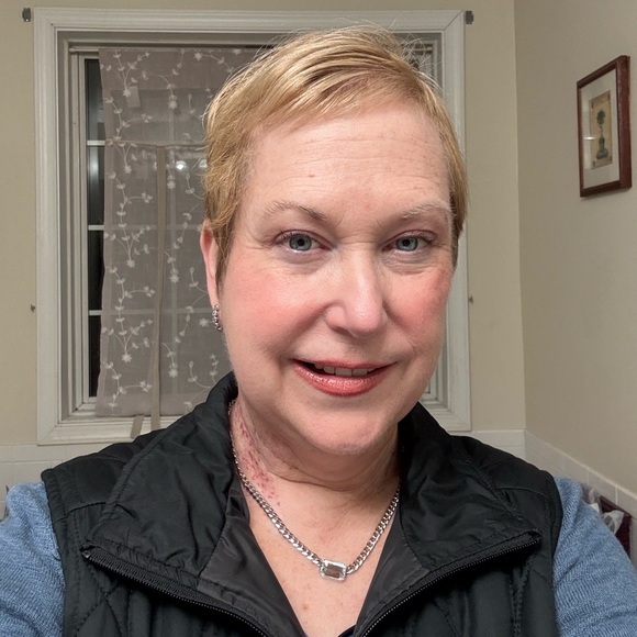 Meet your Posher, Michele - Picture 2 of 2